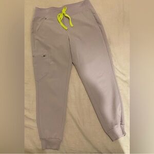 Figs size small petite pants